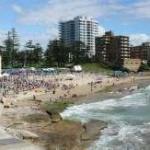 Rocky shore at Cronulla Beach, Sydney Rocky shore at Cronulla Beach, Sydney