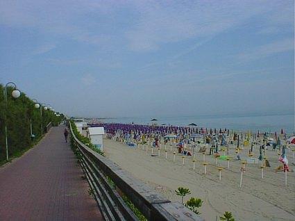 Spiaggia di GiulianovaDSC00031