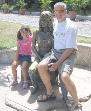 Dave Jackson at the Brigitte Bardot Statue in Buzios Dave Jackson at the Brigitte Bardot Statue in Buzios