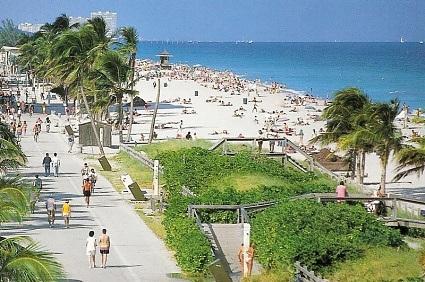 The Boardwalk in Hollywood Beach, Florida